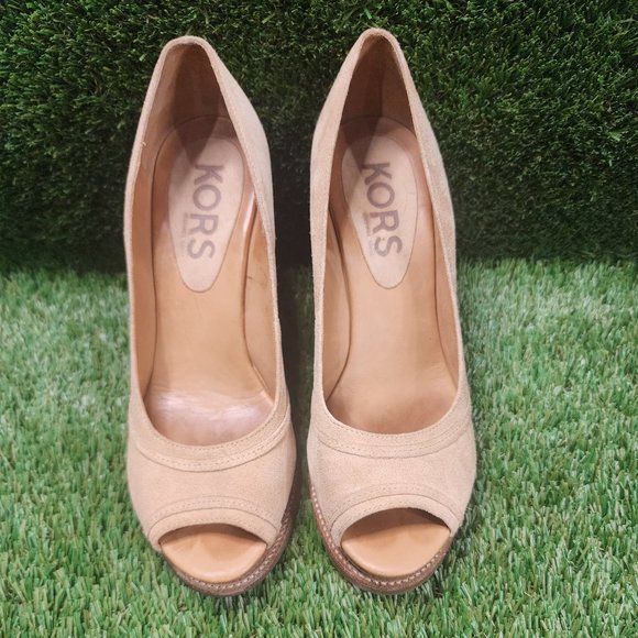 KORS by Michael Kors Tan Suede Wedge Heels in EXCELLENT condition - Picture 1 of 3